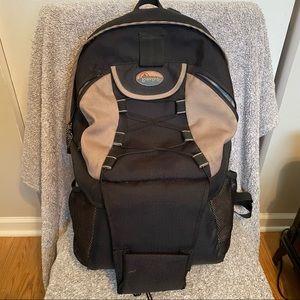 LowePro Rover Light Camera Backpack